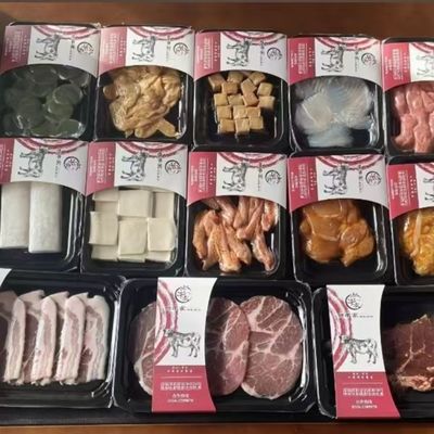 Fully Automatic Vacuum Skin Sealing Machine DQ480VSL with Food Grade 304 Stainless Steel and 6061 Anodized Aluminum Mold for MAP Packaging